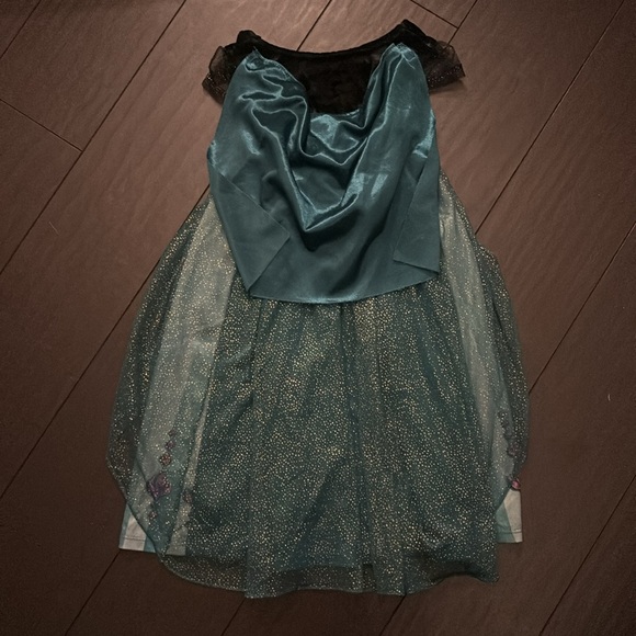 Disney Frozen Anna Nightgown with Velcro cape size 2T EUC - Picture 2 of 3